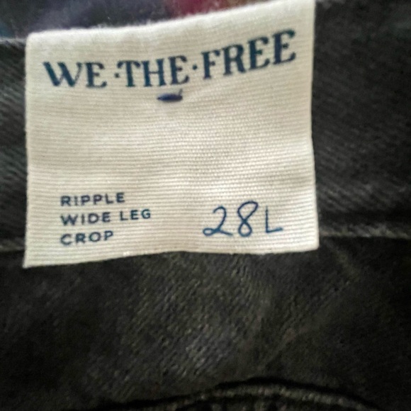 Free People We The Free Ripple Wide Leg Cropped Distressed Jeans - Picture 8 of 9
